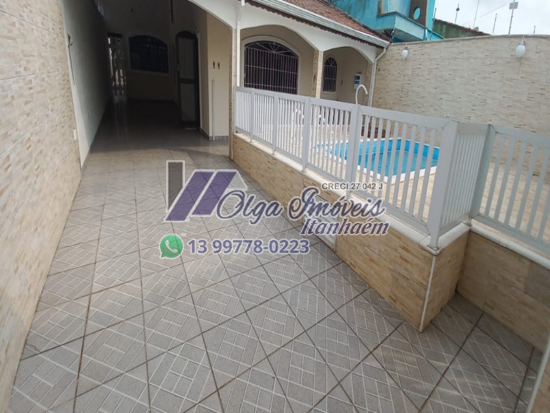 Casa com Piscina