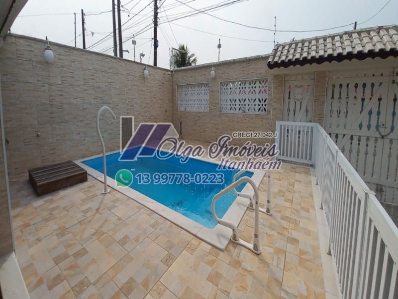 Casa com Piscina