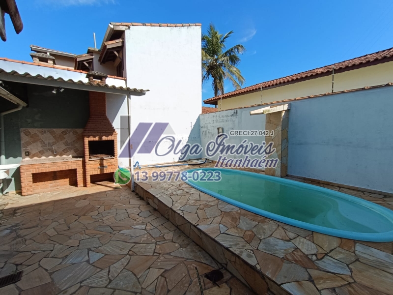 Sobrado Geminado  com Piscina 