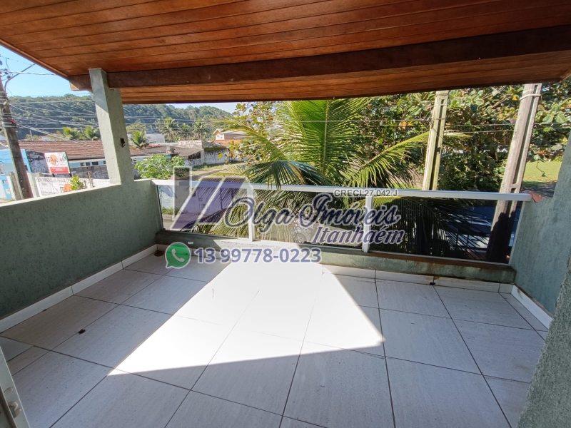 Sobrado Geminado  com Piscina 