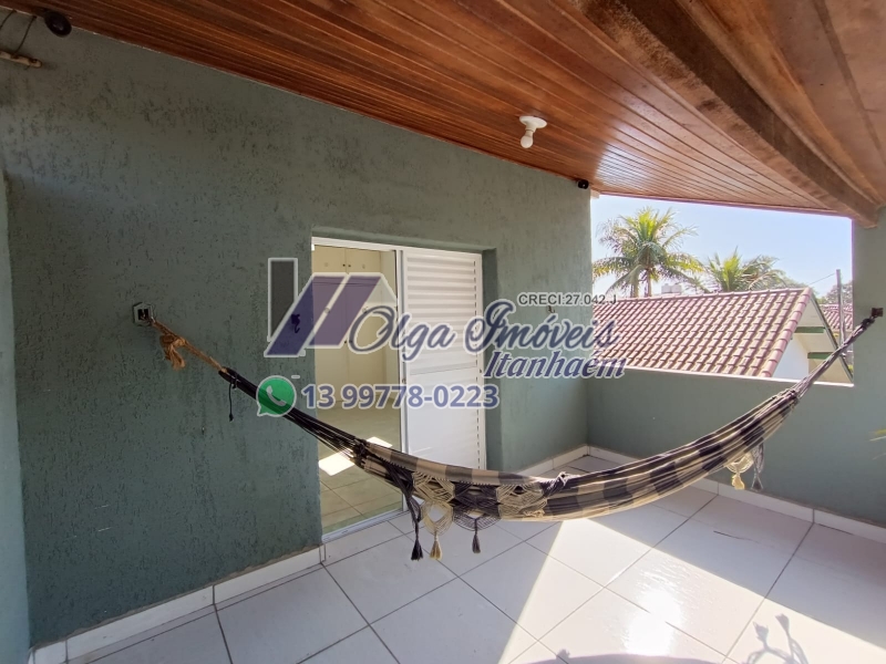 Sobrado Geminado  com Piscina 