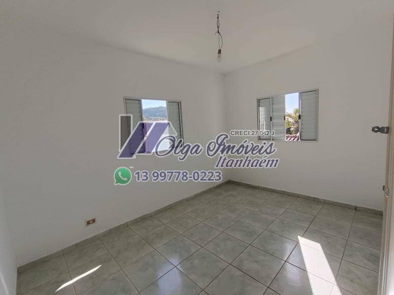 Sobrado Geminado  com Piscina 